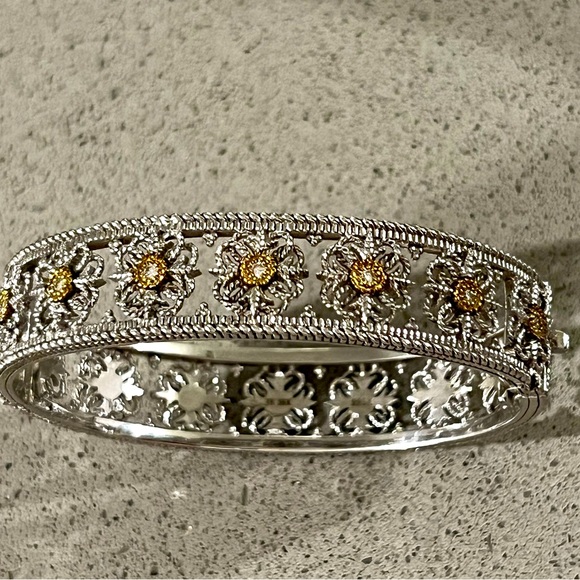 Judith Ripka bangle - Picture 1 of 3
